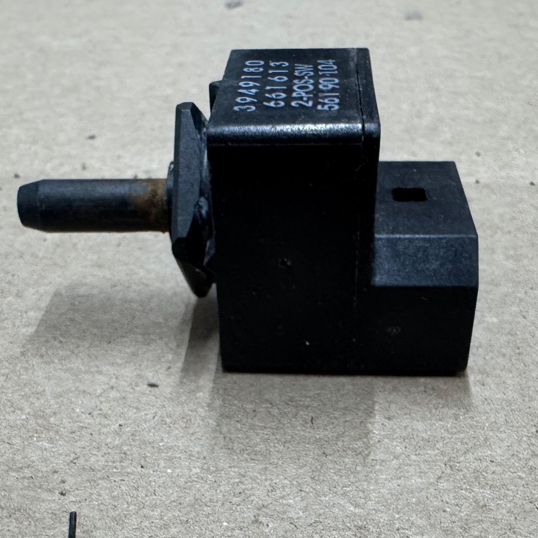 GE Washer Water Temperature Switch (replaces WH12X10459) WH12X10498 175D2314P018 GE Washer Water Temperature Switch (replaces WH12X10459) WH12X10498 175D2314P018